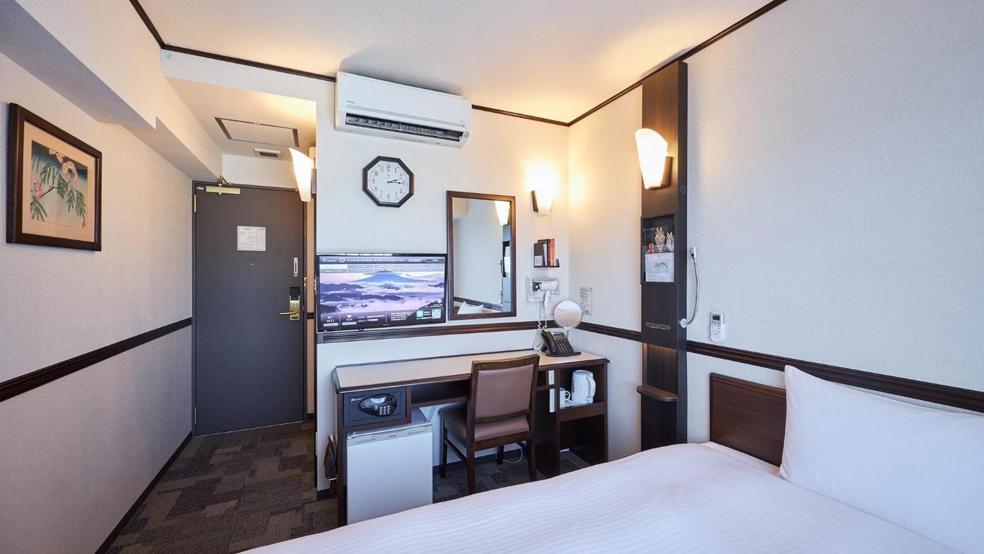 Toyoko Inn Tokyo Eki Yaesu Kita Guchi Exteriér fotografie