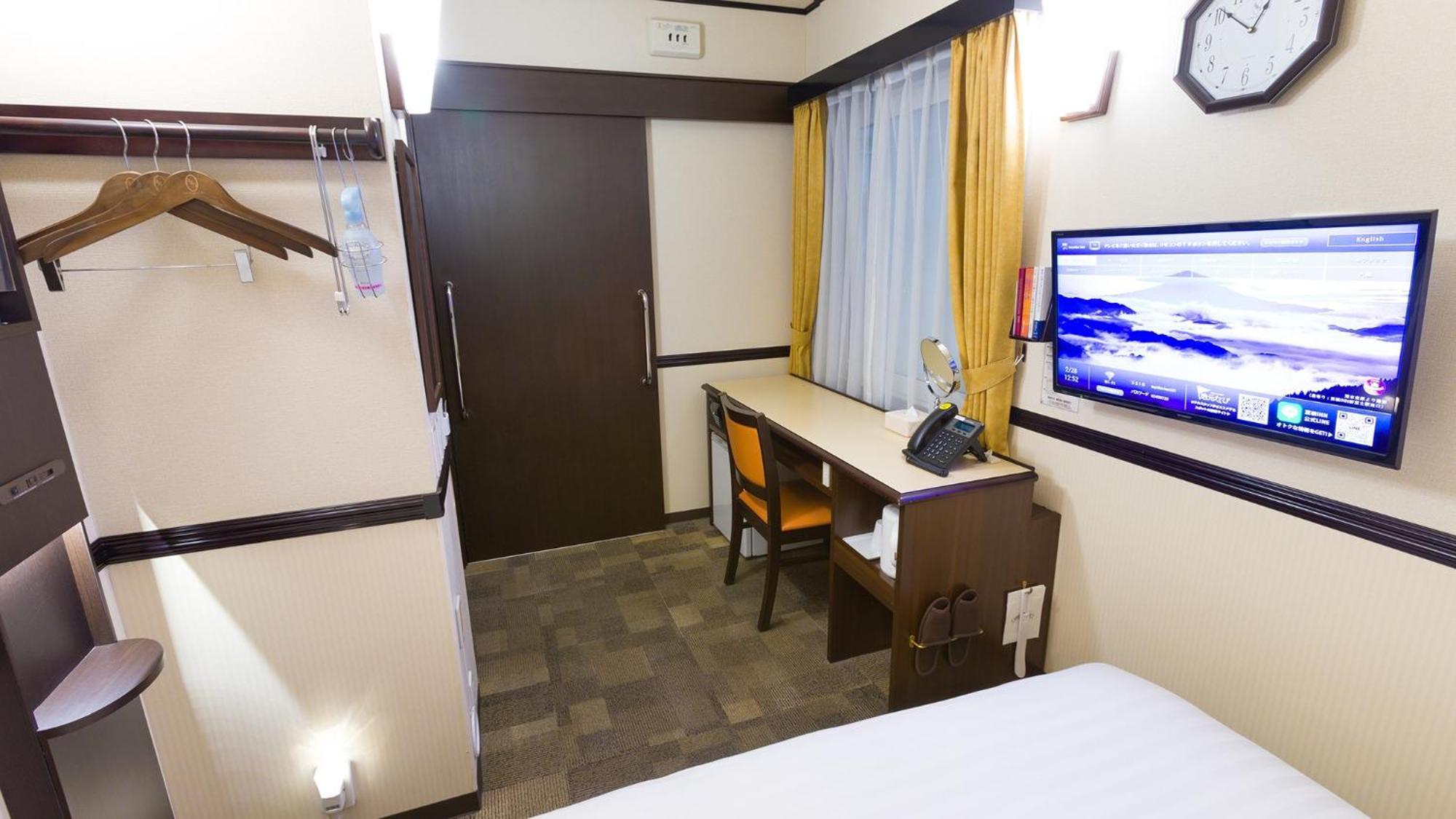 Toyoko Inn Tokyo Eki Yaesu Kita Guchi Pokoj fotografie